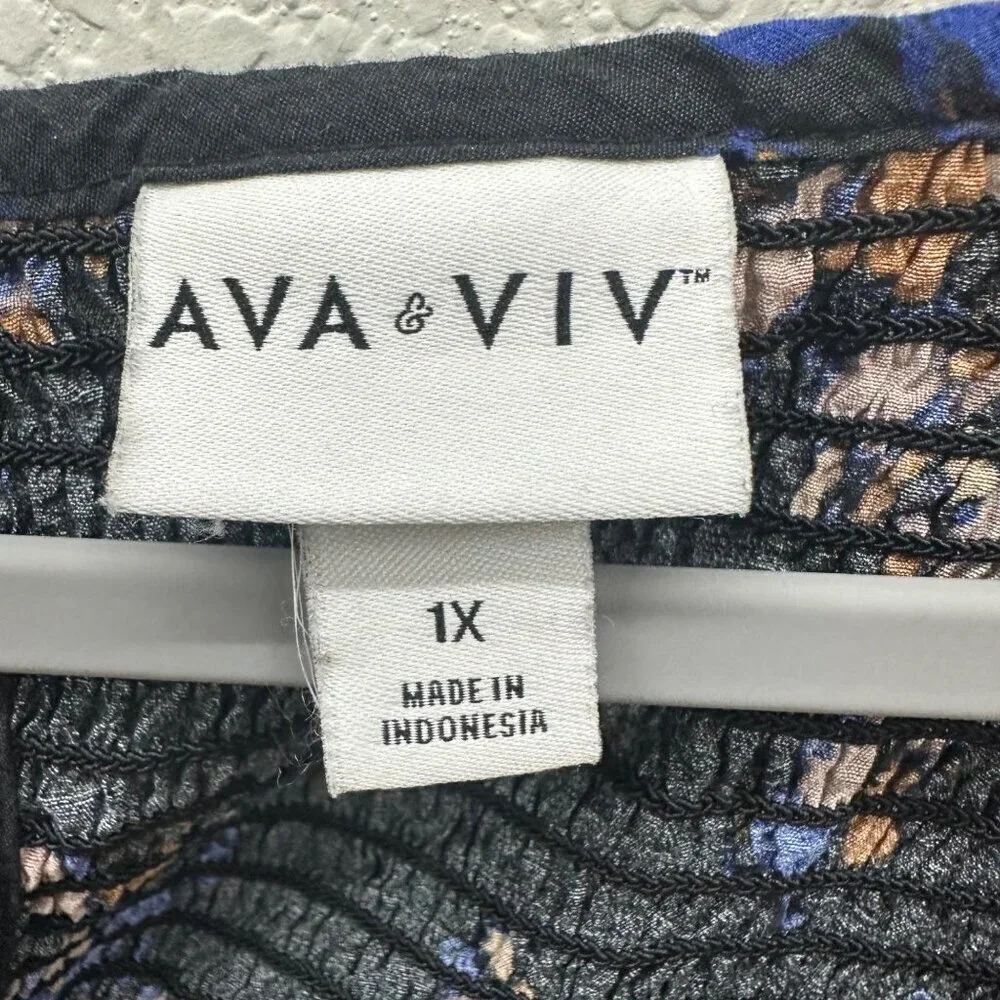 Floral Black Blouse - Picture 2 of 4